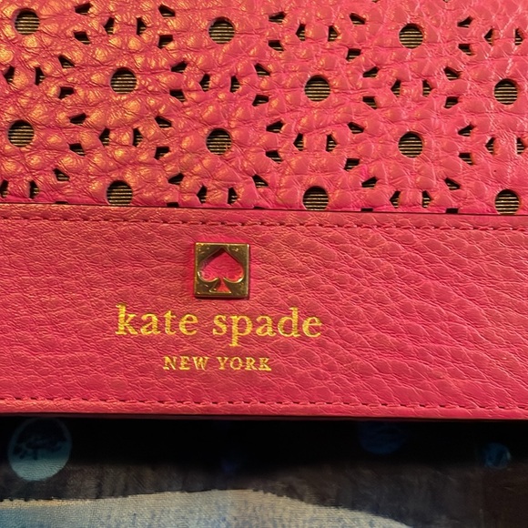 Kate Spade Long Wallet Clutch.  7 x 4.5.  IE - Picture 2 of 10